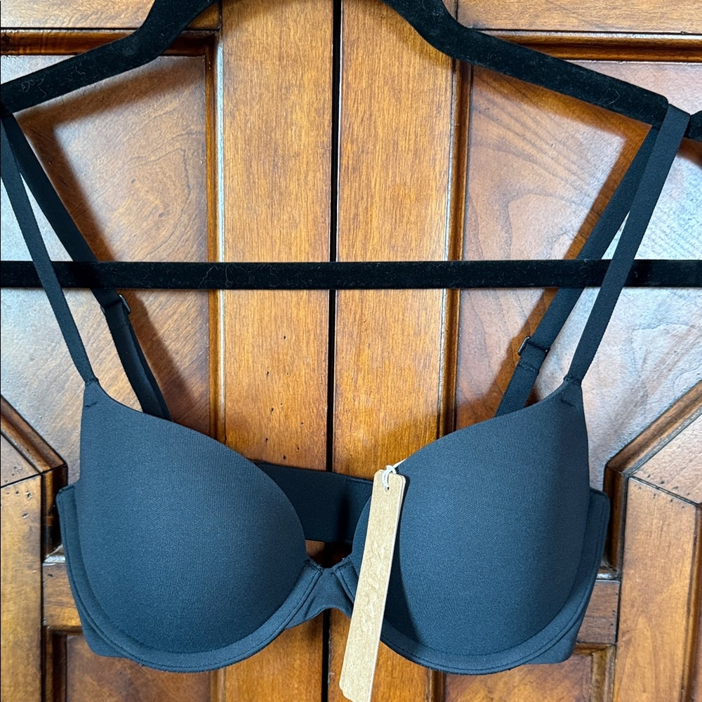 NWT SKIMS FITS EVERYBODY PUSH UP DEMI BRA in Onyx